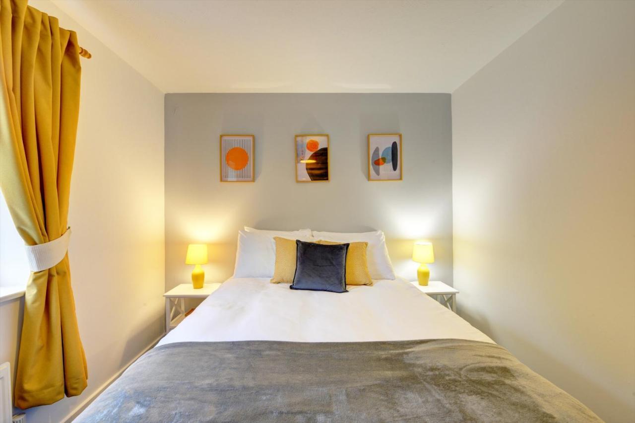 Modern 2 Bed House Sleeps 6 Southam Town Centre - Inspire Homes Ltd Buitenkant foto