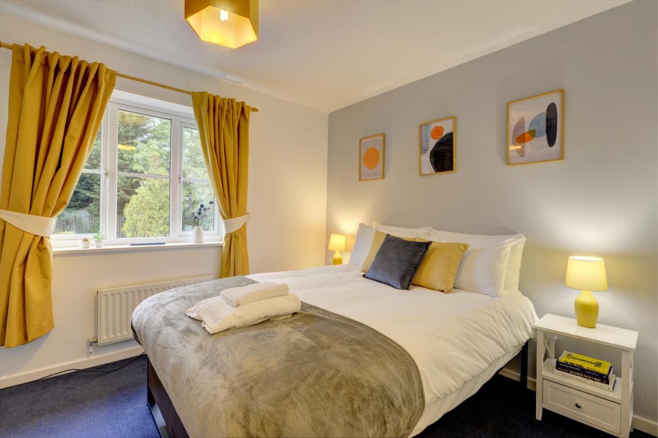 Modern 2 Bed House Sleeps 6 Southam Town Centre - Inspire Homes Ltd Buitenkant foto